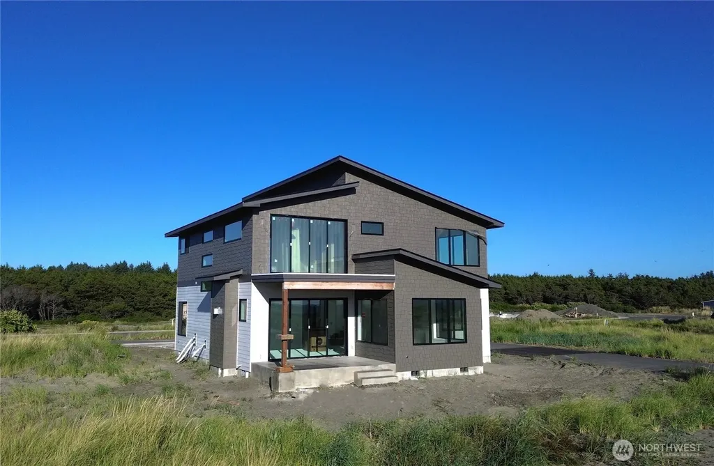 1409 S Cohasset Crest Westport WA 98595