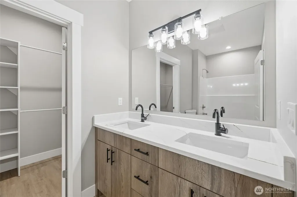 6473 Watson Loop Maple Falls WA 98266