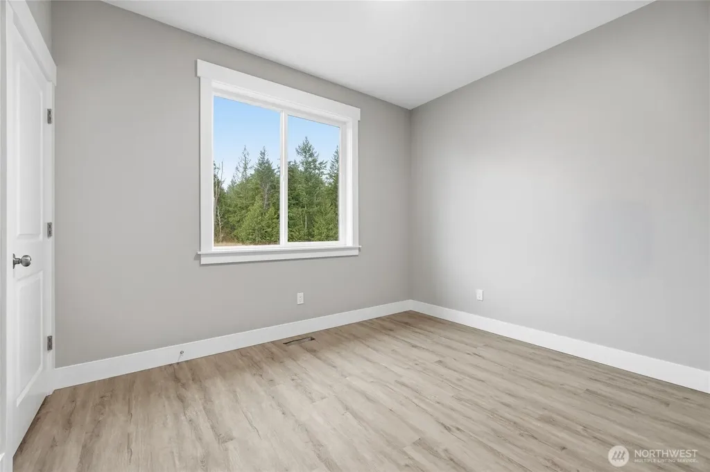 6473 Watson Loop Maple Falls WA 98266