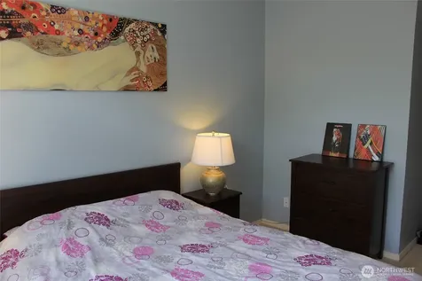 5246 237th Terrace SE Issaquah WA 98029