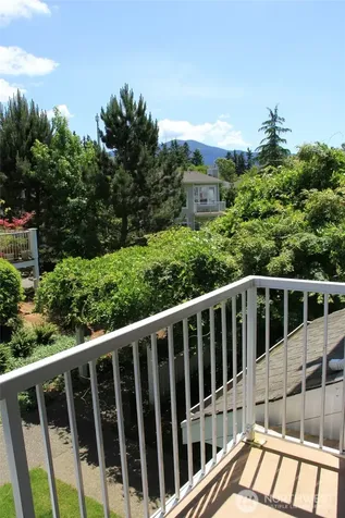 5246 237th Terrace SE Issaquah WA 98029
