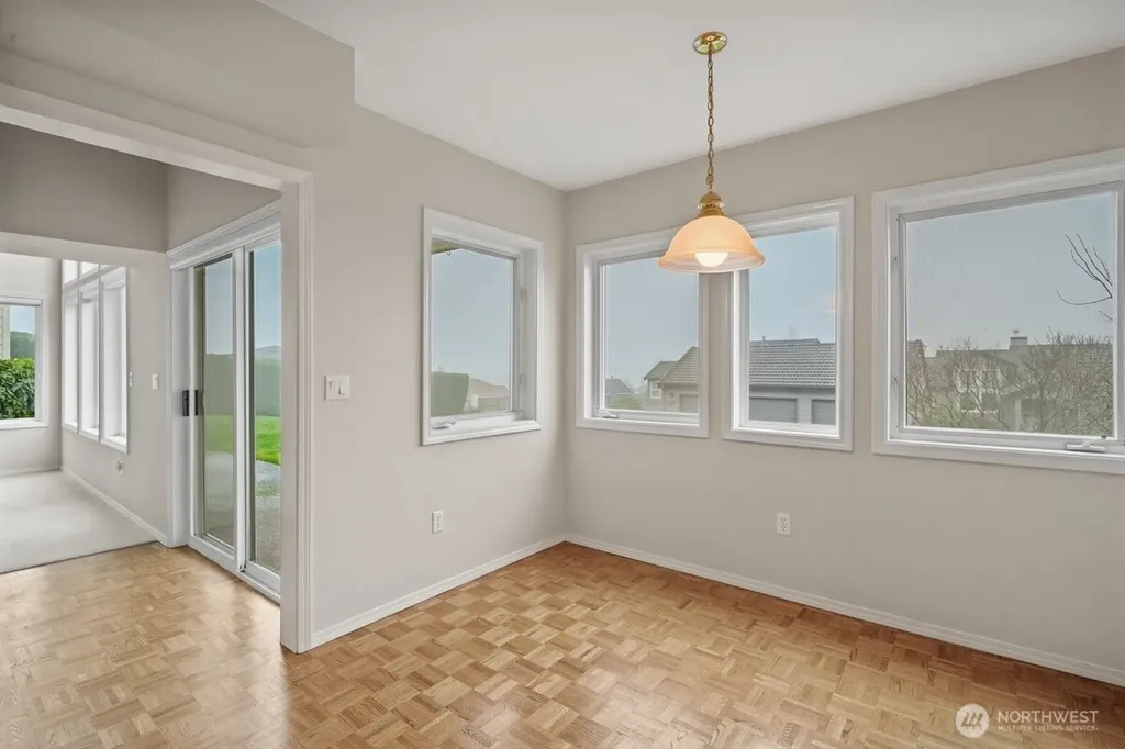 126 Cormorant Drive Steilacoom WA 98388