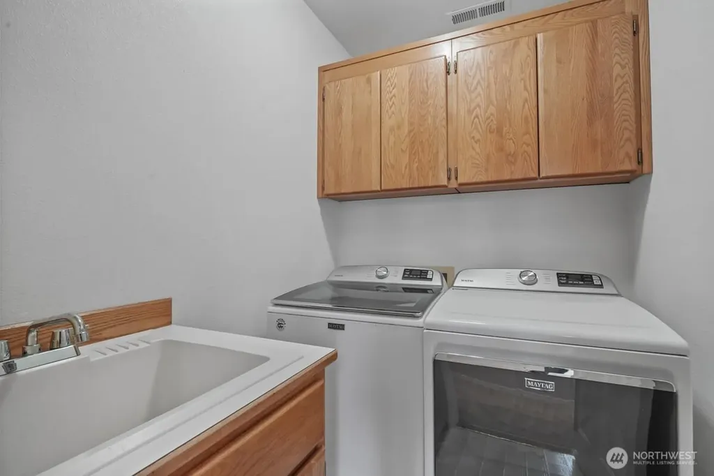 126 Cormorant Drive Steilacoom WA 98388