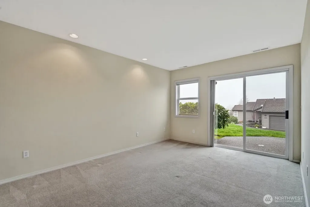 126 Cormorant Drive Steilacoom WA 98388