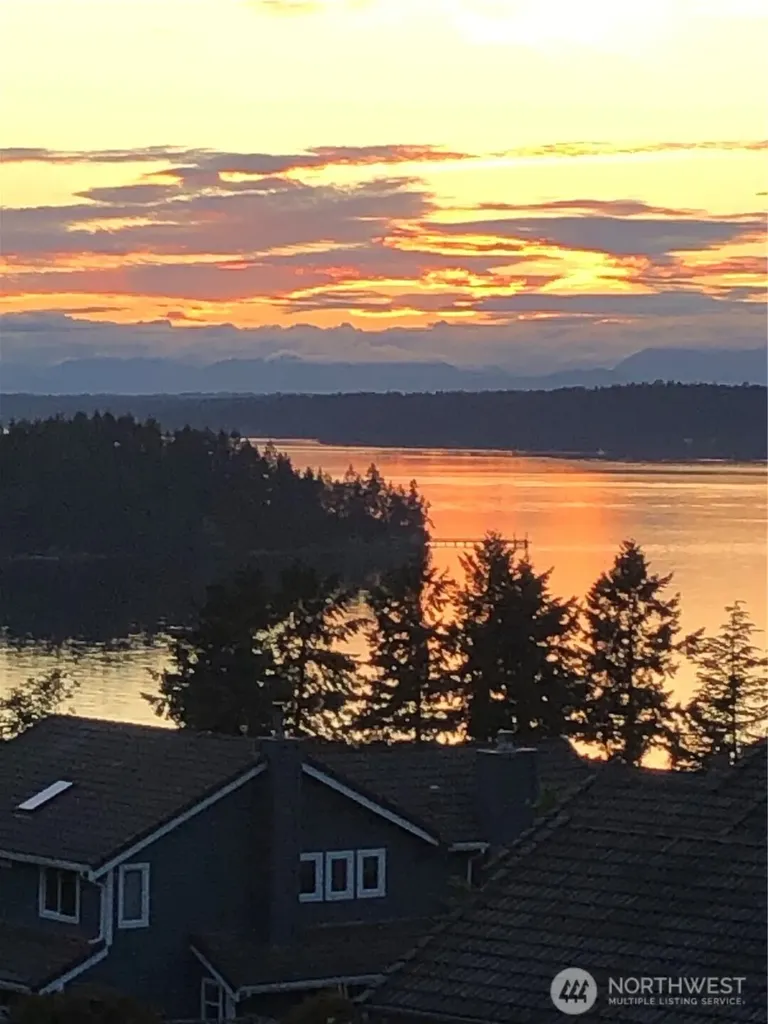 126 Cormorant Drive Steilacoom WA 98388