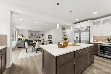 19512 81st Place NE Kenmore WA 98028