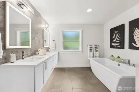 19512 81st Place NE Kenmore WA 98028