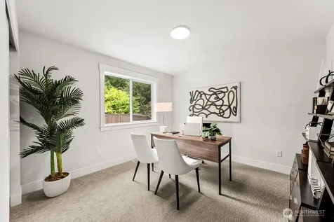 19512 81st Place NE Kenmore WA 98028