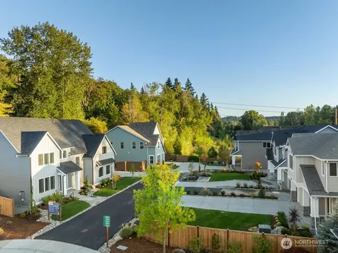 19512 81st Place NE Kenmore WA 98028