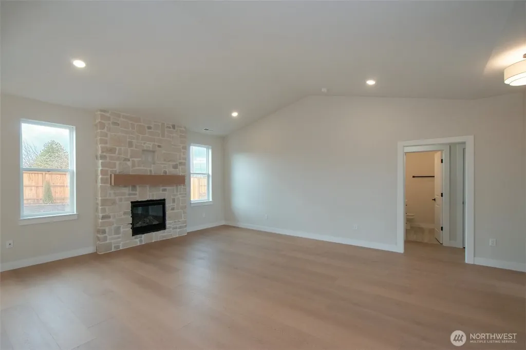 68 Sussex Court Sequim WA 98382