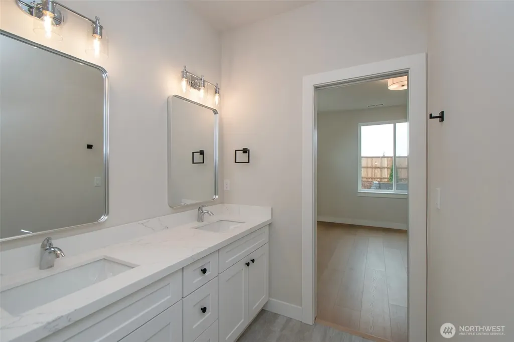 68 Sussex Court Sequim WA 98382