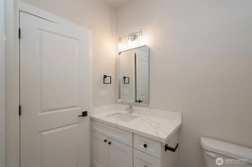 68 Sussex Court Sequim WA 98382
