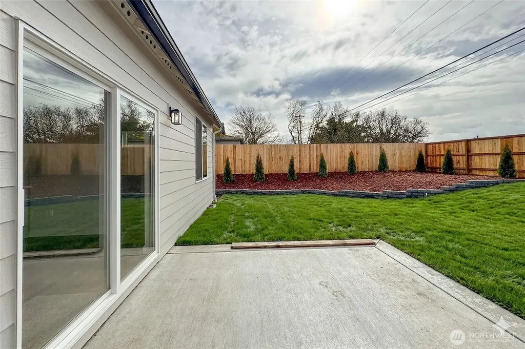 68 Sussex Court Sequim WA 98382