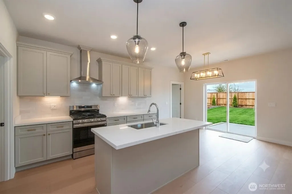 68 Sussex Court Sequim WA 98382