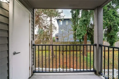 15415 35th Avenue W Lynnwood WA 98087