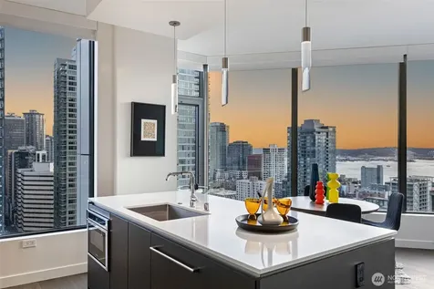 2510 6th Avenue Seattle WA 98121