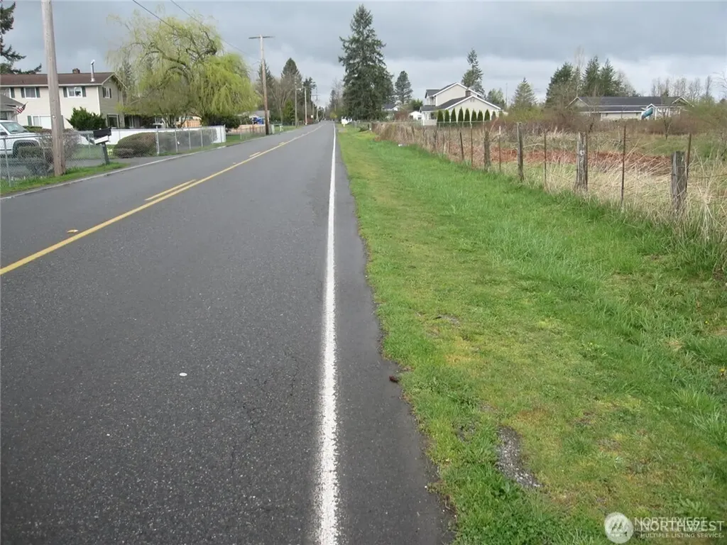 27008 SE & 27012 432nd Street Enumclaw WA 98022