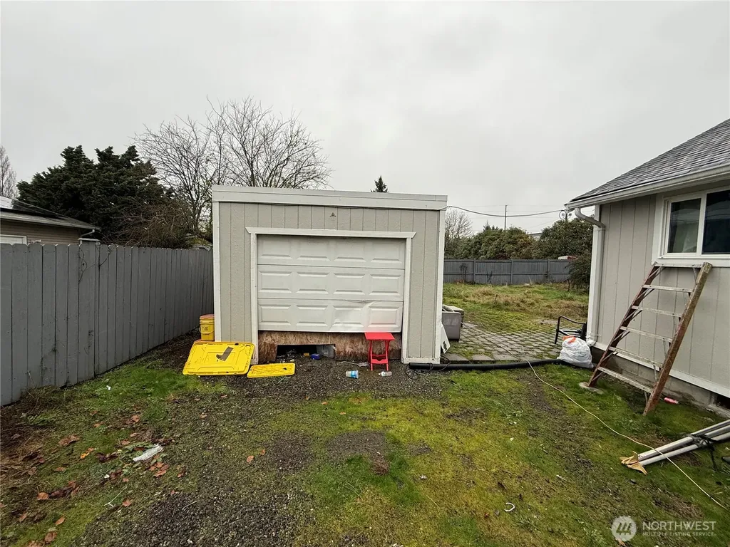 509 E 65th Street Tacoma WA 98404