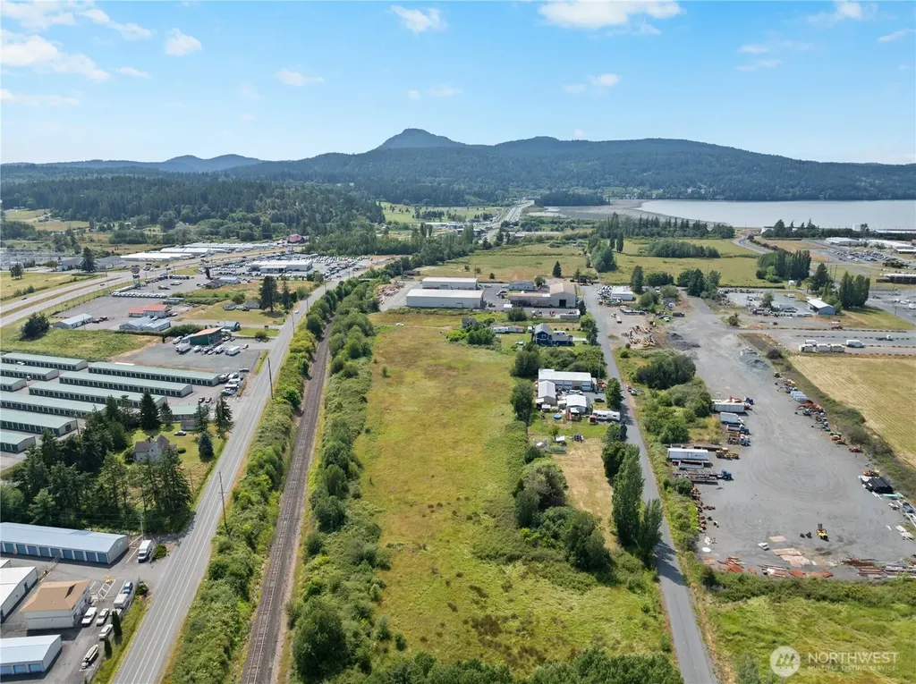 8595 Smith Lane Anacortes WA 98221