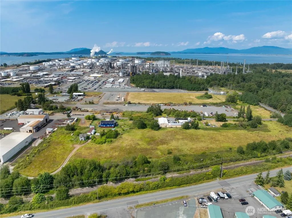 8595 Smith Lane Anacortes WA 98221