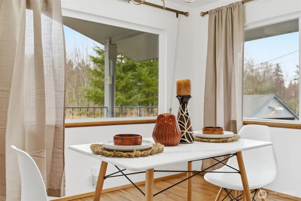 22628 Holgar Court NE Poulsbo WA 98370