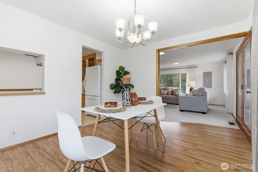 22628 Holgar Court NE Poulsbo WA 98370