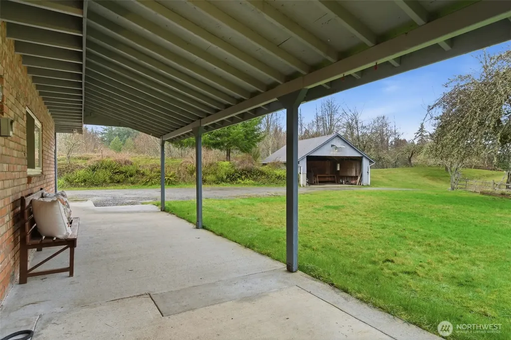 22628 Holgar Court NE Poulsbo WA 98370