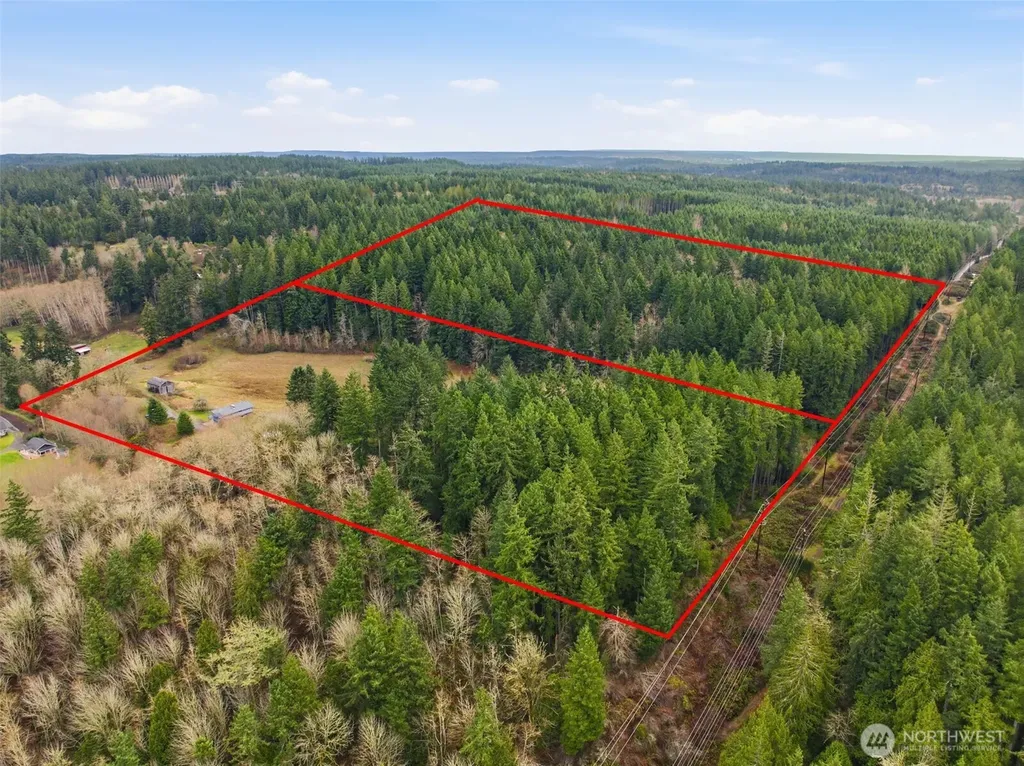 22628 Holgar Court NE Poulsbo WA 98370