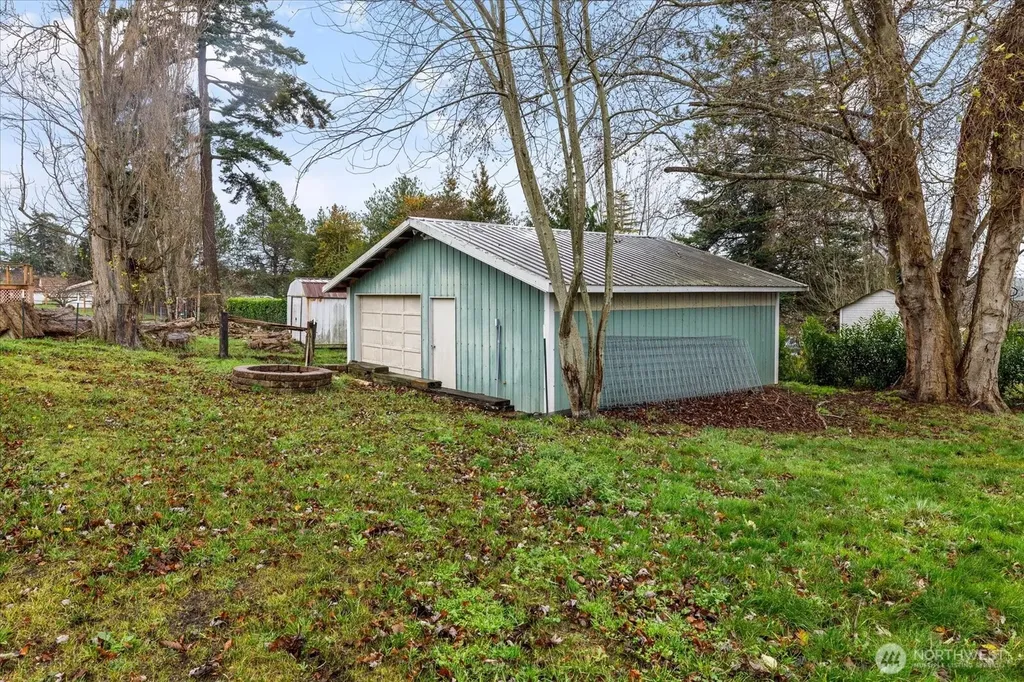 1321 Orchard Loop Oak Harbor WA 98277