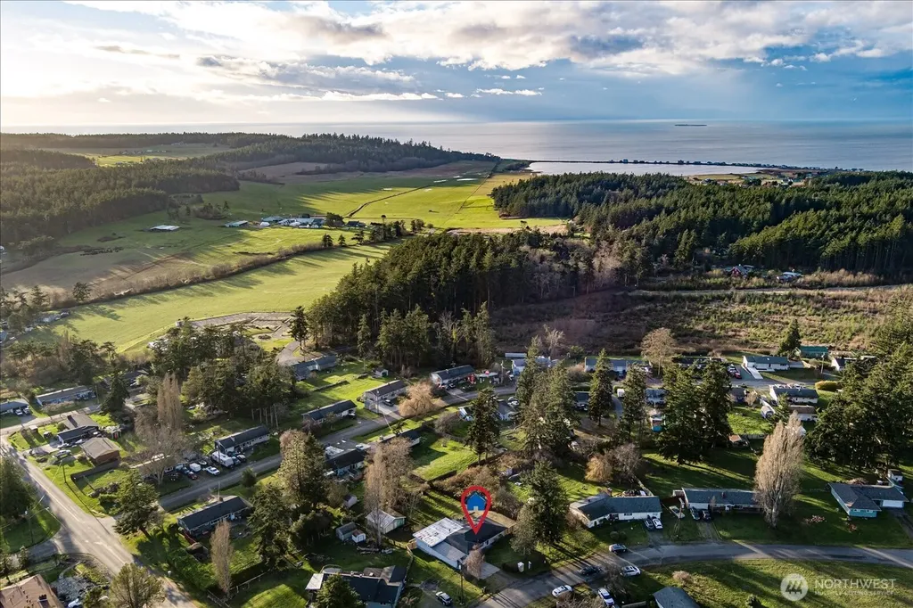 1321 Orchard Loop Oak Harbor WA 98277