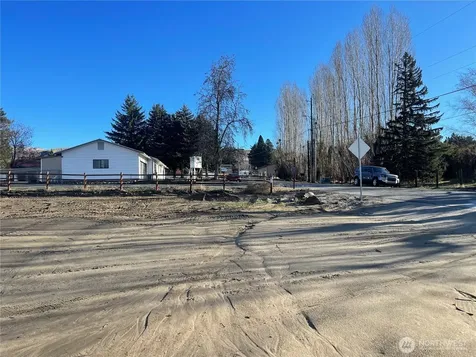 313 34th Street NW East Wenatchee WA 98802