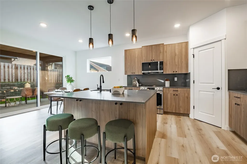 2871 Oleander Lane Blaine WA 98230