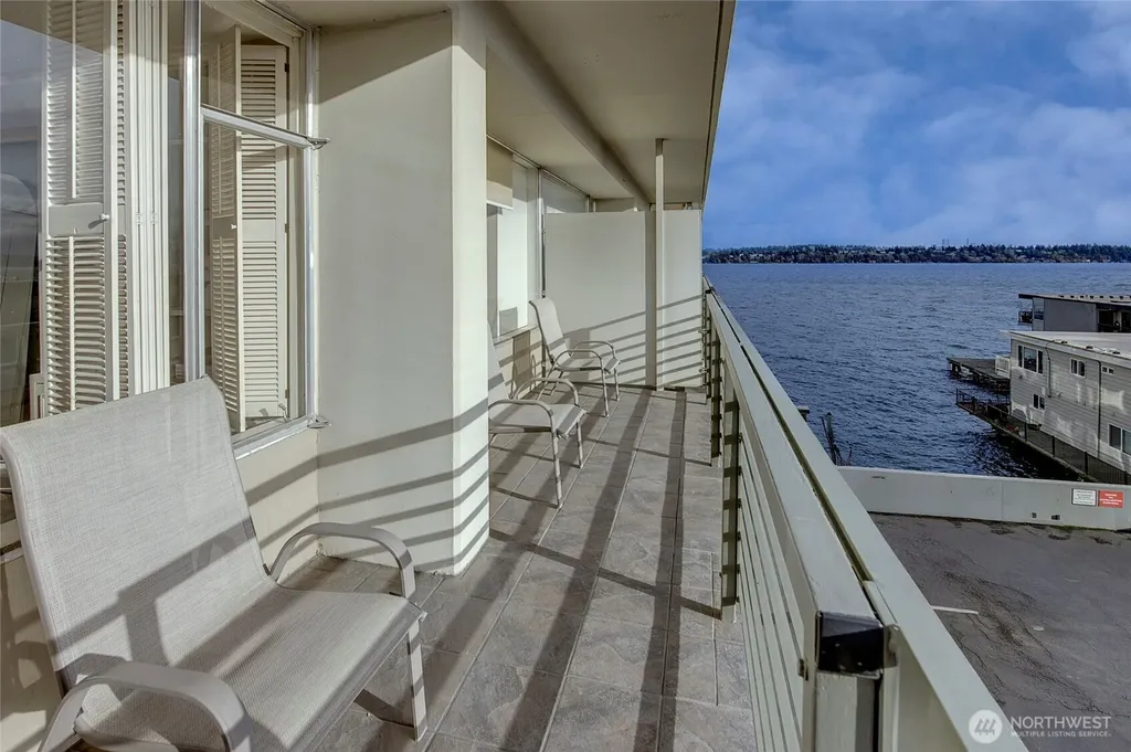 2040 43rd Avenue E Seattle WA 98112