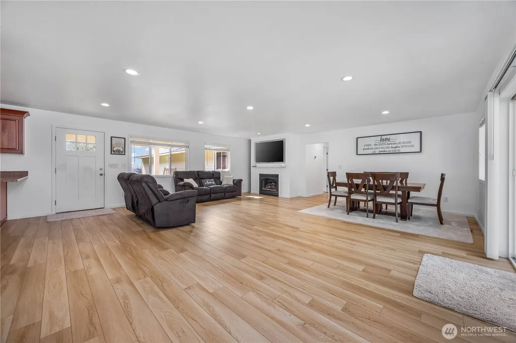 4621 Navarre Coulee Road Chelan WA 98816