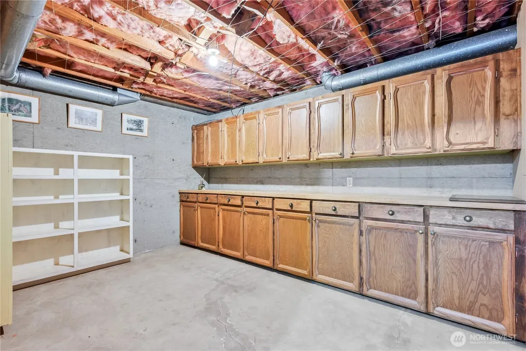 1205 Holly Street Kelso WA 98626