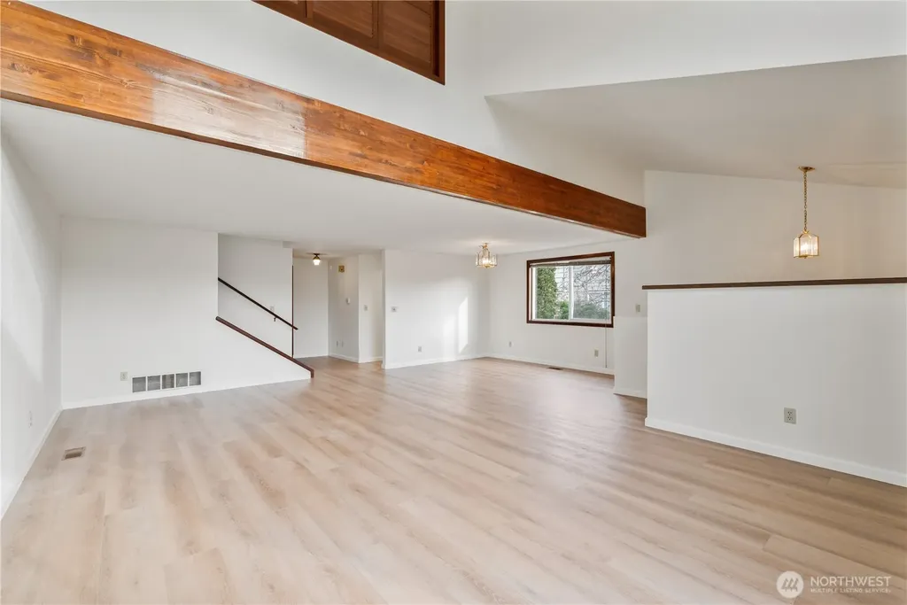 1205 Holly Street Kelso WA 98626