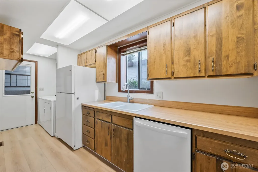1205 Holly Street Kelso WA 98626