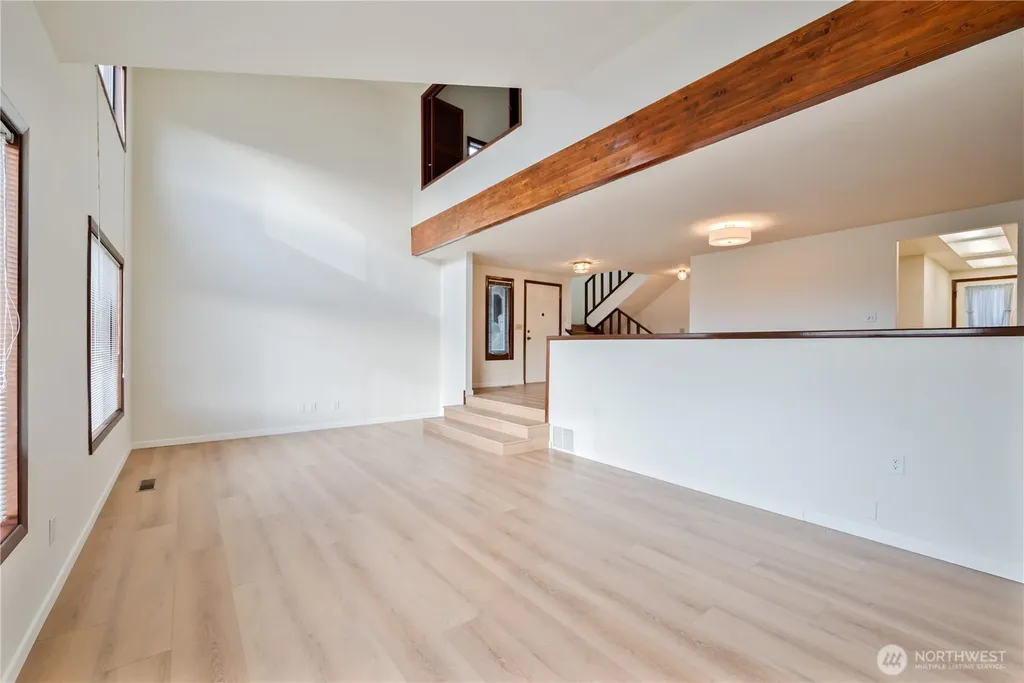 1205 Holly Street Kelso WA 98626