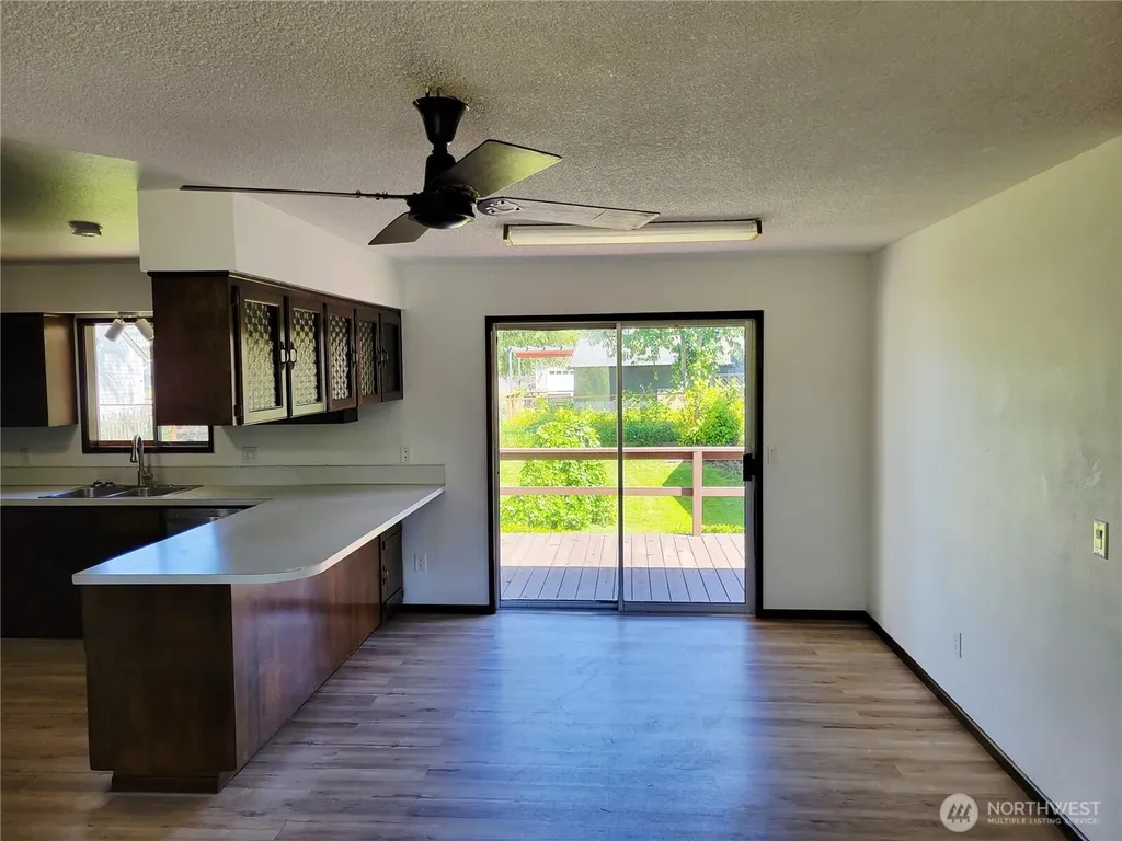 300 Maple Street Toledo WA 98591