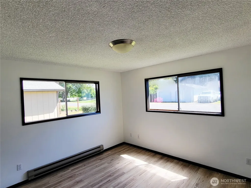 300 Maple Street Toledo WA 98591
