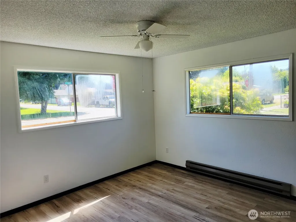 300 Maple Street Toledo WA 98591