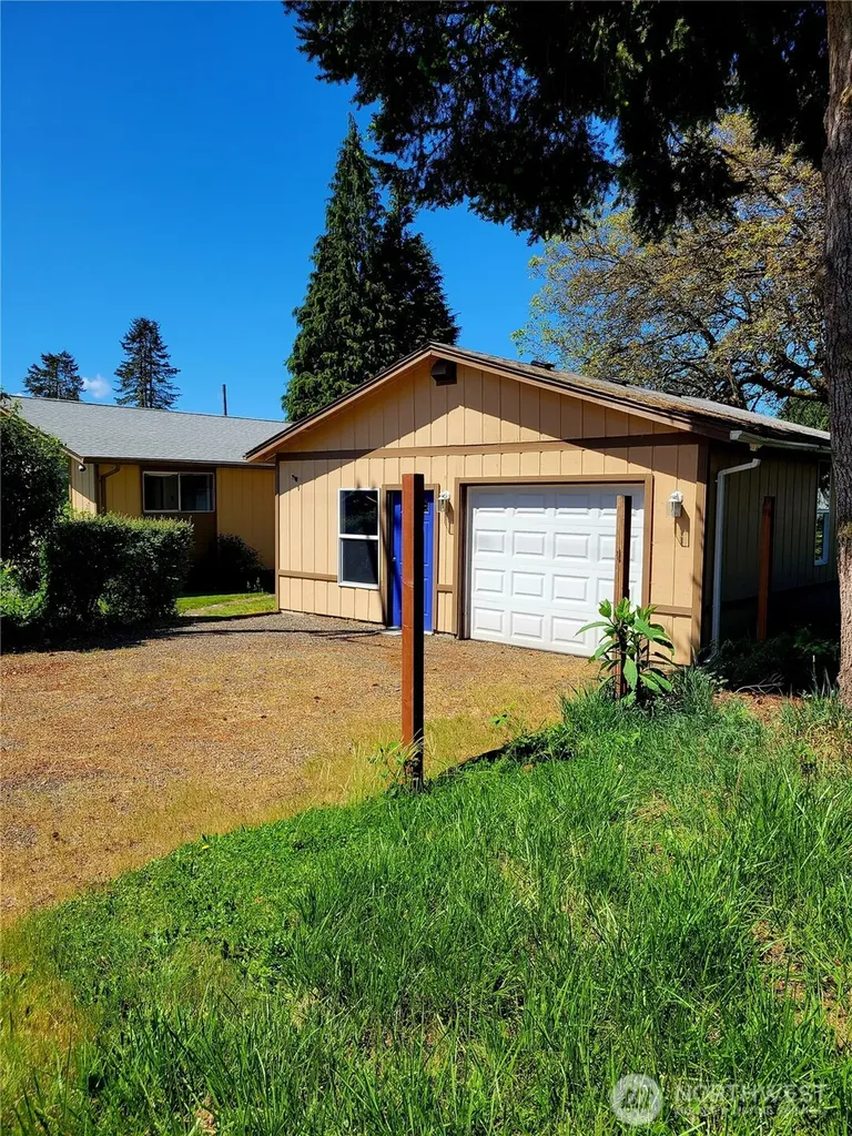 300 Maple Street Toledo WA 98591