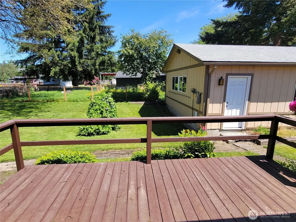 300 Maple Street Toledo WA 98591