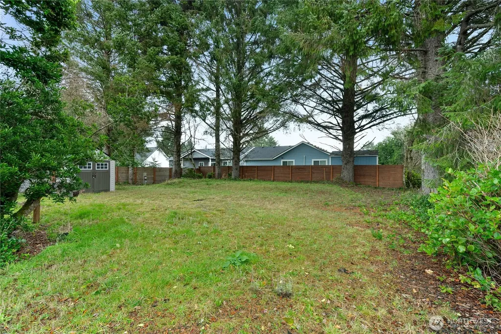 158 N Narwhal Loop NW Ocean Shores WA 98569