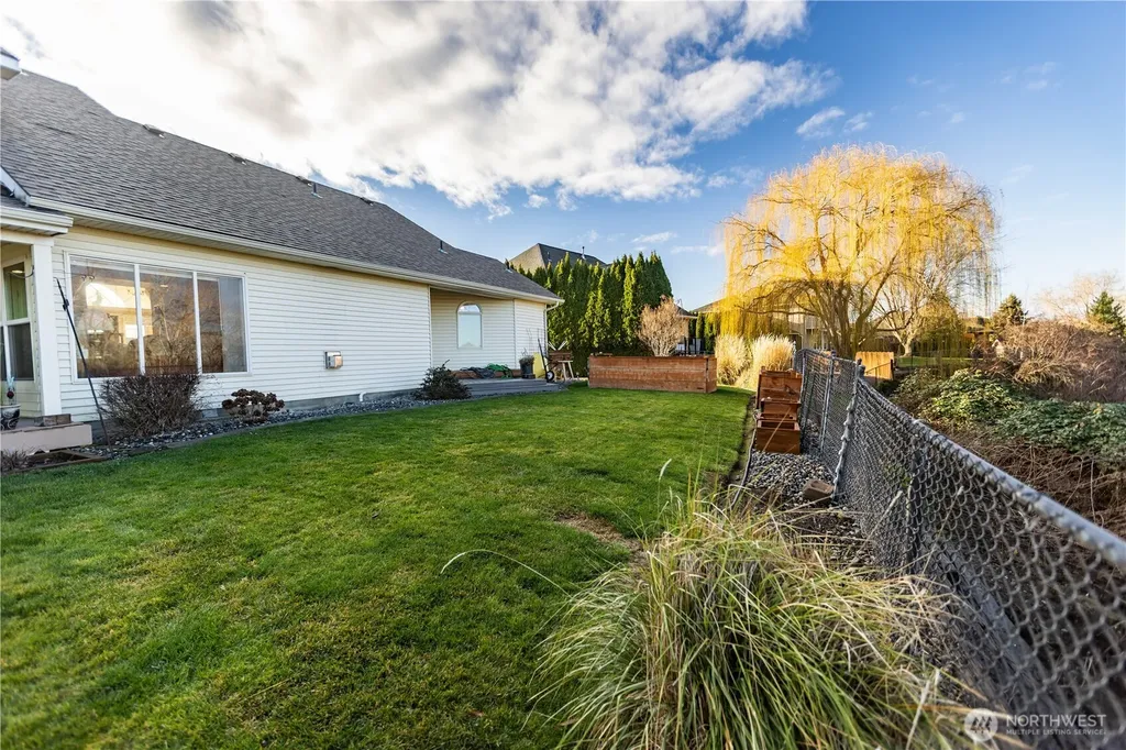 959 SE Sentry Drive College Place WA 99324