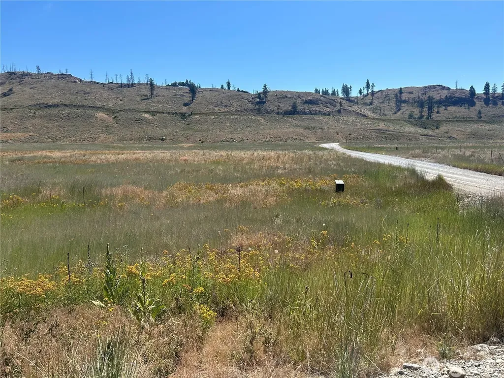 4 Crest Drive Oroville WA 98844