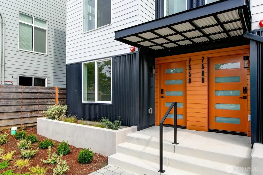 7560 43rd Avenue S Seattle WA 98118