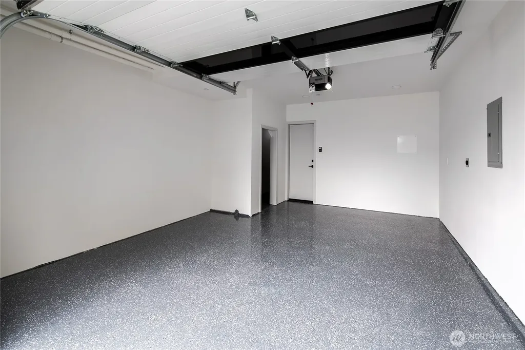 7560 43rd Avenue S Seattle WA 98118