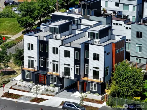 7560 43rd Avenue S Seattle WA 98118