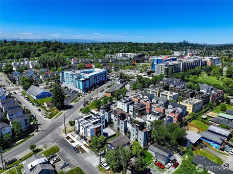 7560 43rd Avenue S Seattle WA 98118